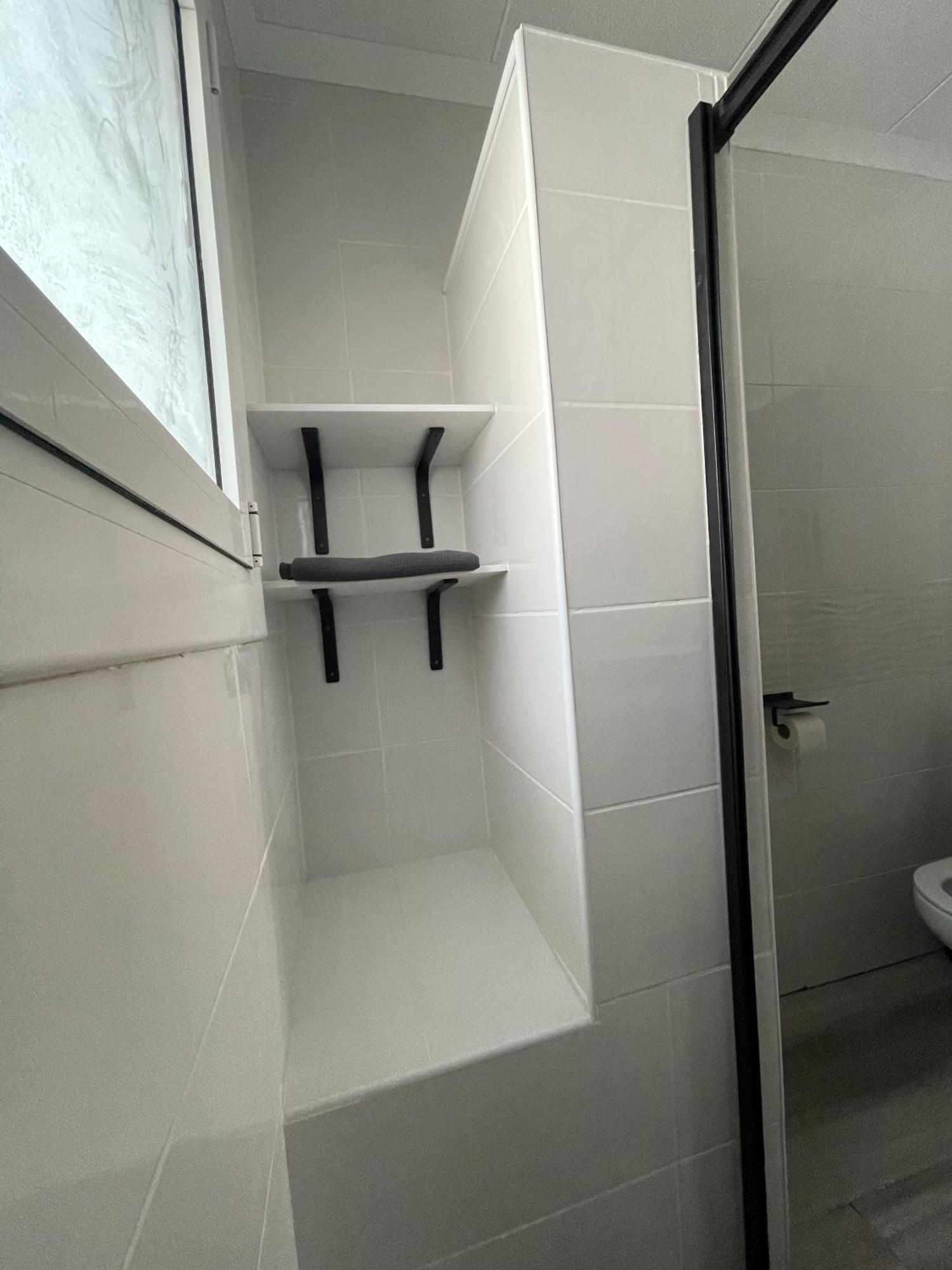 Charmante Villa Avec Piscine Dans Les Canaux Ampuriabrava Exterior foto